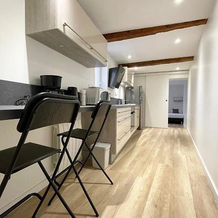 #Cf In White&Gray Center Apartment เกรอน็อบล์ ภายนอก รูปภาพ